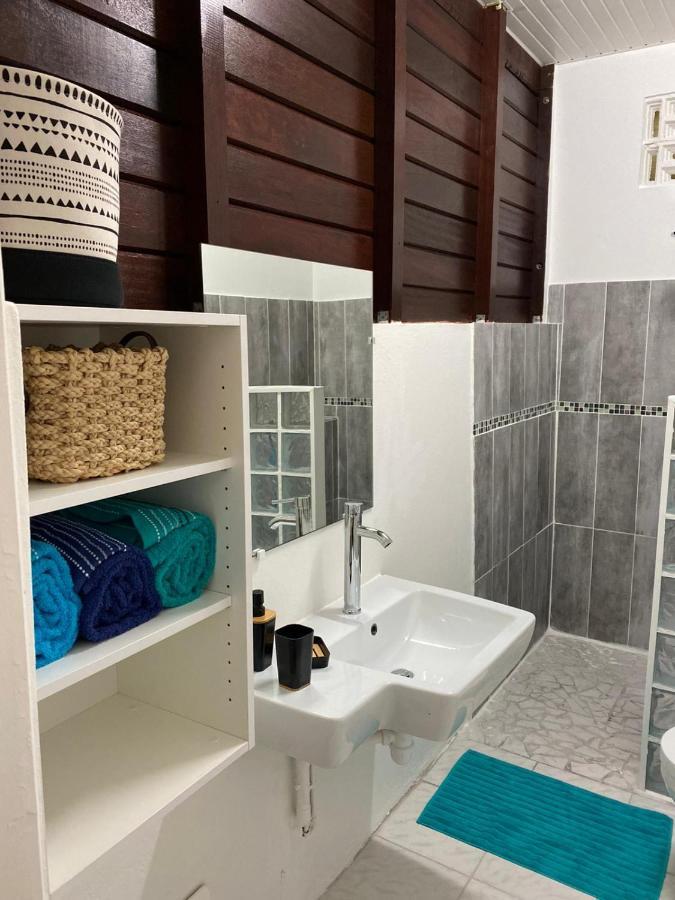 Le Goyav' Appart Avec Piscine Et Jacuzzi Au Vauclin 르 보클린 외부 사진