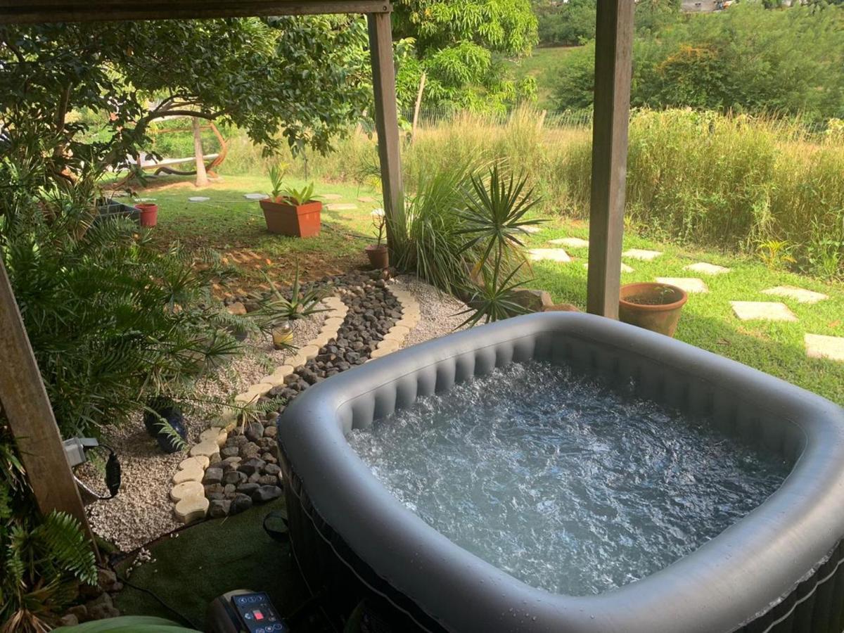 Le Goyav' Appart Avec Piscine Et Jacuzzi Au Vauclin 르 보클린 외부 사진